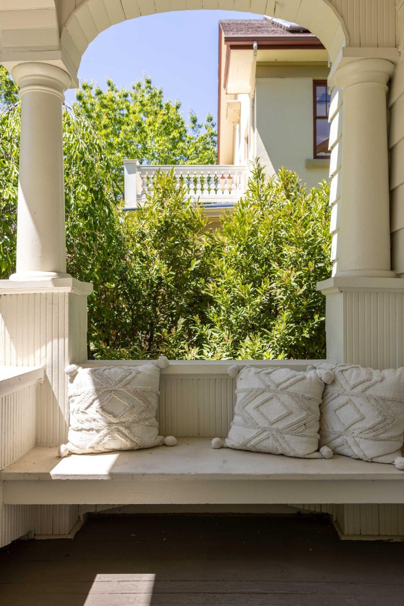 Appartamento Its Back Historic Flat In Downtown Boise Esterno foto